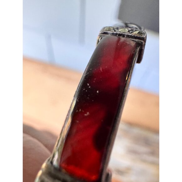 Silver Bangle Bracelet Red Green Stone Inlays & Safety Chain - Picture 5 of 10